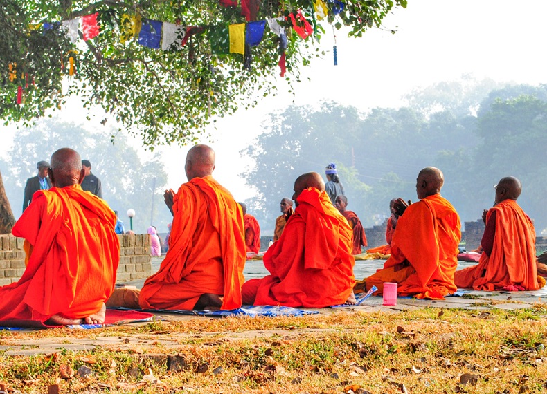 HÀNH HƯƠNG ĐẤT PHẬT LINH THIÊNG 2026 THỰC HÀNH KHÓA TU VÀ CHIÊM BÁI TỨ THÁNH TÍCH TOUR 10N10Đ KHỞI HÀNH TỪ HÀ NỘI VÀ TP HỒ CHÍ MINH 