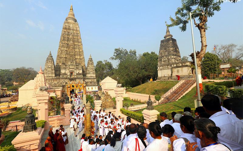TOUR HÀNH HƯƠNG ẤN ĐỘ NEPAL 2026 ƯU ĐÃI QUÝ TĂNG NI PHẬT TỬ NHẬN GHÉP KHÁCH TỪ HÀ NỘI & SAIGON TẬP TU TẠI CỘI BỒ ĐẠO TRÀNG 6 NGÀY 5 ĐÊM 